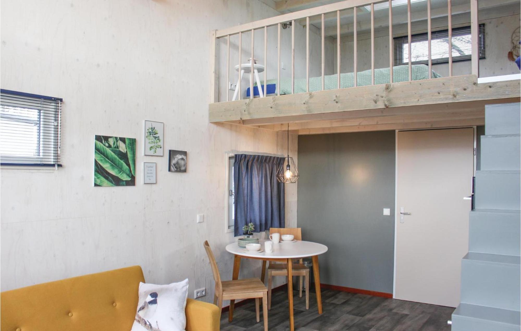 Cozy Home In Sint-Annaland With Kitchen Bagian luar foto