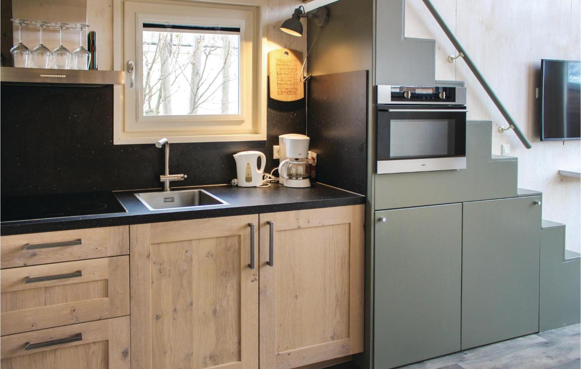 Cozy Home In Sint-Annaland With Kitchen Bagian luar foto